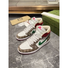 Gucci Sneakers